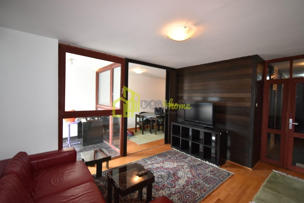 Poslovni prostor 98m2, Blok 5